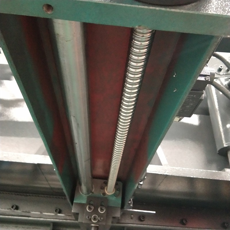 Qc12k-4x2500數控液壓定制剪板機切割機